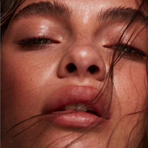 MAC Prep + Prime Moisture Infusion Primer - Picture 2 of 12